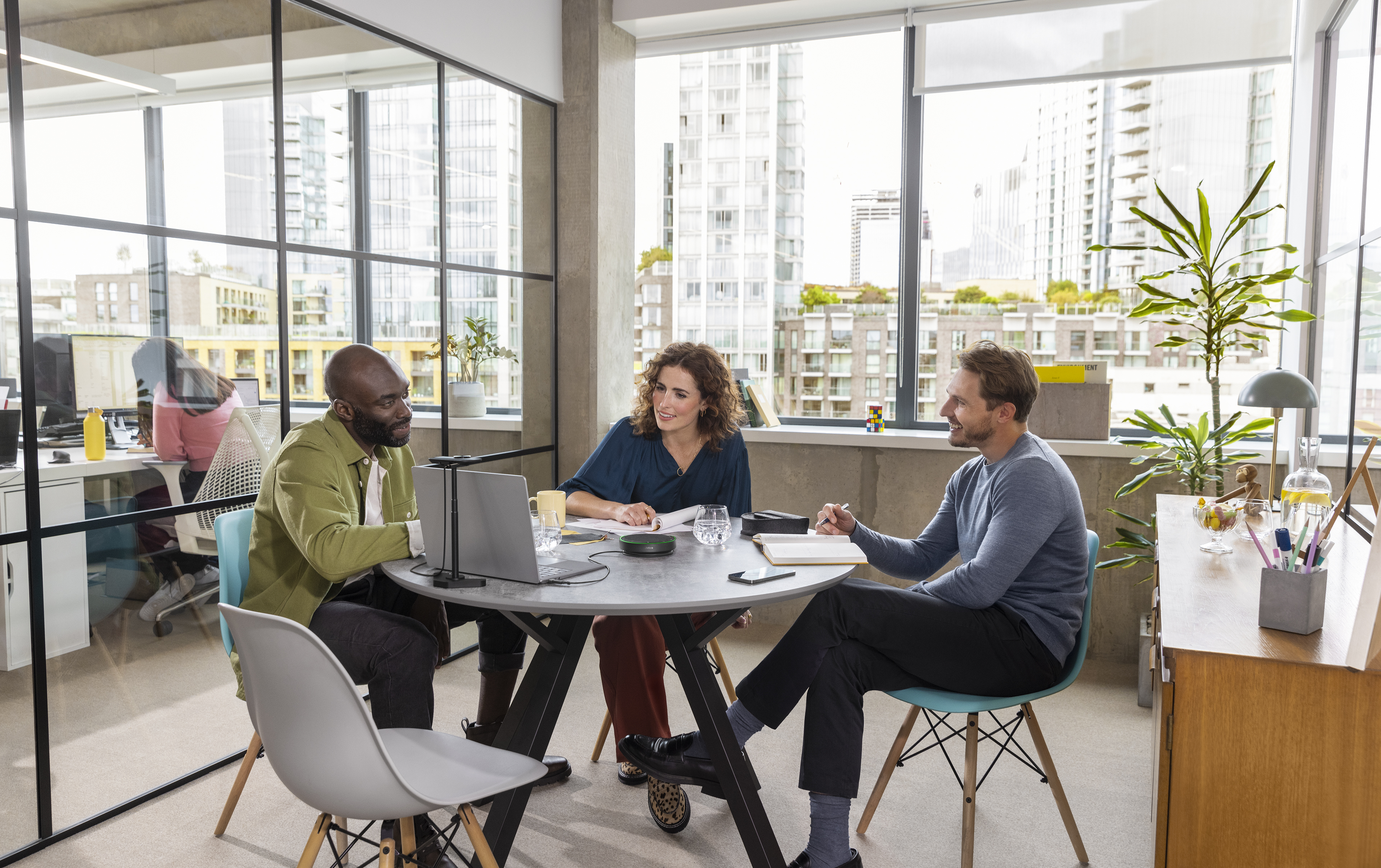 Widescreen for your ears - Image 4