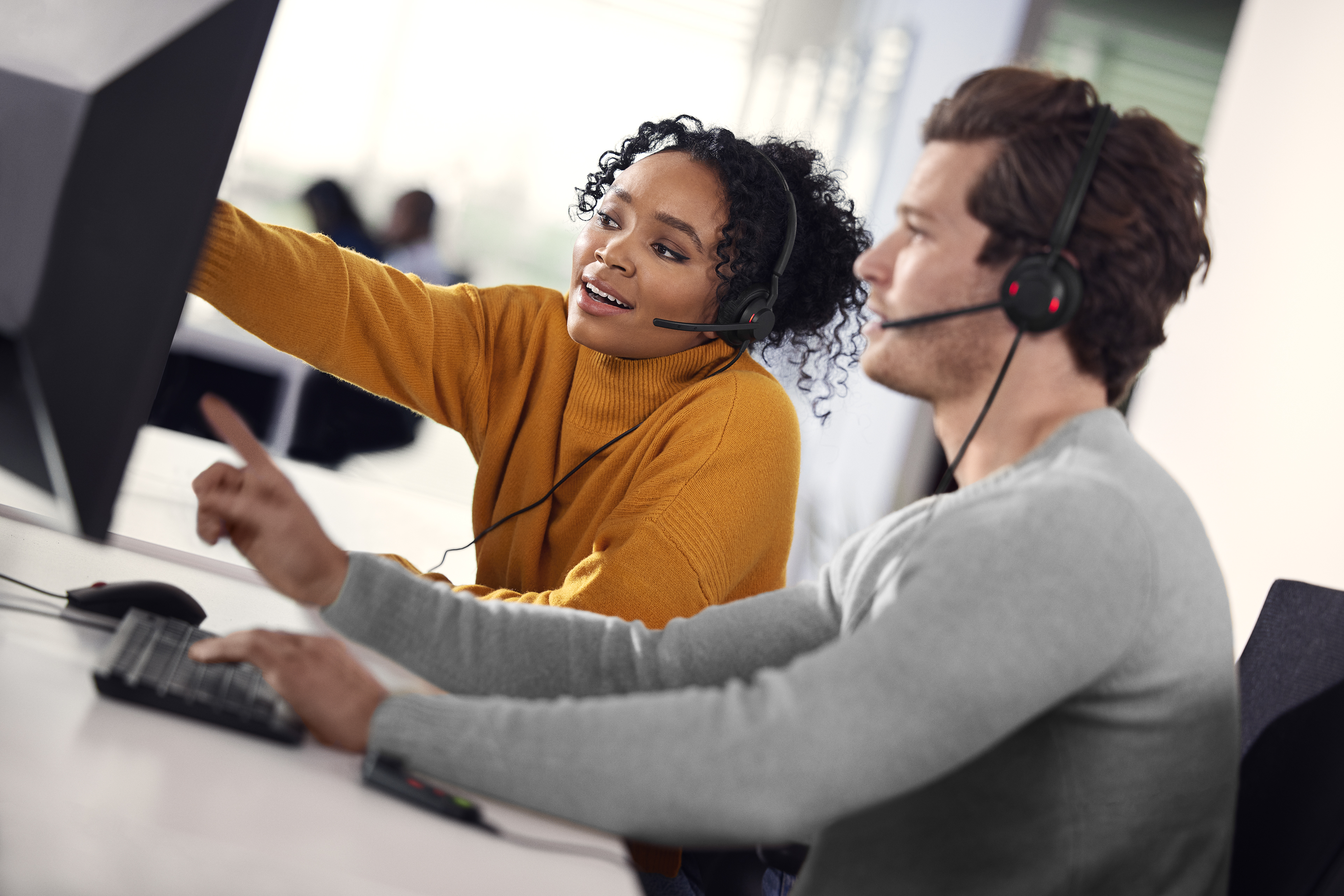 A headset that’s got your back - Image 4